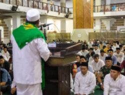 Tarawih Bersama Dan Tabligh Akbar Dalam Rangka Peringatan Nuzulul Qur’an  Kota Tasikmalaya