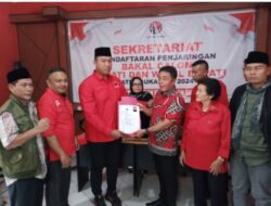 Sirojudin SE. Resmi Daftarkan Bakal Calon Bupati dan Wakil Bupati di DPC PDIP Perjuangan Kabupaten Sukabumi