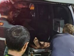 Polsek Parung Panjang Bersama Unit Laka Lantas Adanya Peristiwa Kecelakaan Lalu Lintas Antara Truk Tronton Tabrak Motor