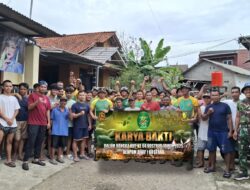 ” HUT Ke-64″ Karya Bhakti ,Satuan Denpom Divif 1 Kostrad Bersama Warga Masyarakat Membersihkan Lingkungan