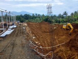 Diduga Belum Kantongi Izin Proyek Kandang Ayam Di Gunung Endut di Hentikan Sementara