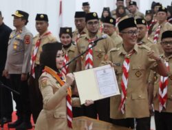 Ketua Kwarda Gerakan Pramuka Jawa Barat Melantik Pengurus Kwarcab dan Mabicab Kota Sukabumi