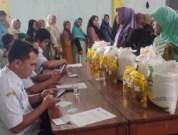 Penyaluran Penerima Bantuan Pangan Di Desa Cisaat Tahun 2025.