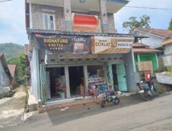 Diduga Jual Pupuk di Atas HET, DI Desa Boja Harga Capai Rp130–135 Ribu, Warga Mengeluh