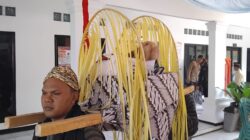 Tradisi Menanam Kepala Sapi Warnai Ritual Memetri Bumi di Kuripan Kidul Cilacap